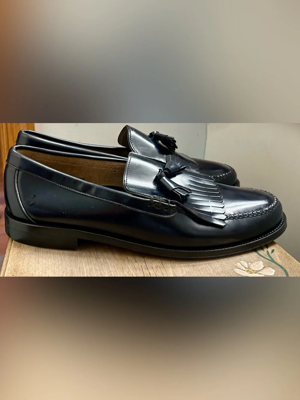 Zara Men's Glossy Navy Tassel Kiltie Loafers